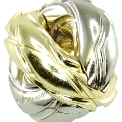 Cast Twist - Hanayama Metal Puzzle
