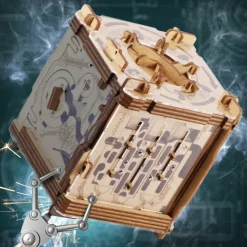 Cluebox Cambridge Labyrinth - Escape Room in a Puzzle Box