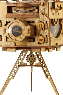 Cluebox Sherlock's Camera - Escape Room in a Puzzle Box