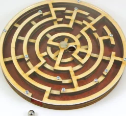 Labyrinth - Wooden Brain Teaser Puzzle / Game