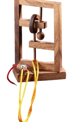 The Rat Trap - Wooden String Brainteaser Puzzle